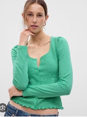 GAP Featherweight Smocked Button Front Jamaica Green Top NWT M Soft Girl